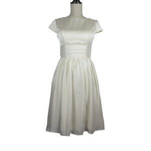 Bridess Glamour Banded Waist Fit & flair Ivory Wedding Dress Size 4 NEW